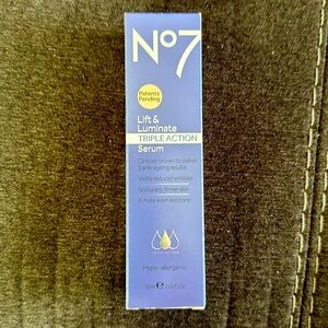 No 7 Lift and Luminate Triple Action Serum
